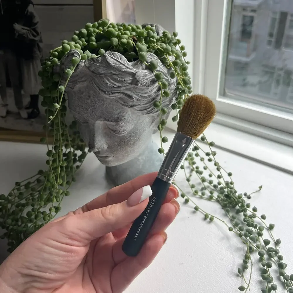 NEW BareMinerals Tapered Blush Brush